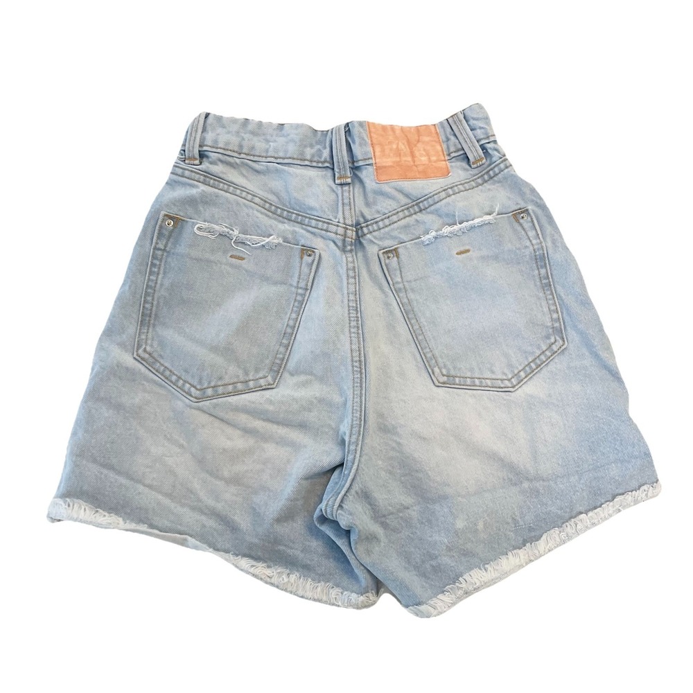 ZARA High Waist Denim Mom Shorts Light Blue Cotton Size 0 Vintage Vibes Distress - Picture 2 of 6